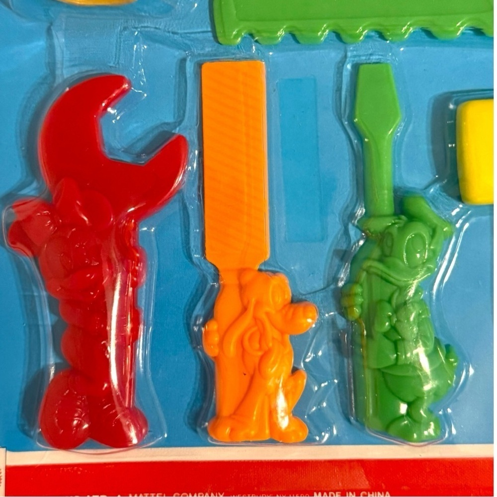 Vintage Disney Mickey Mouse Tool Kit – Mattel ARCO 1980s NIP Plastic Play Tools - Picture 3 of 6